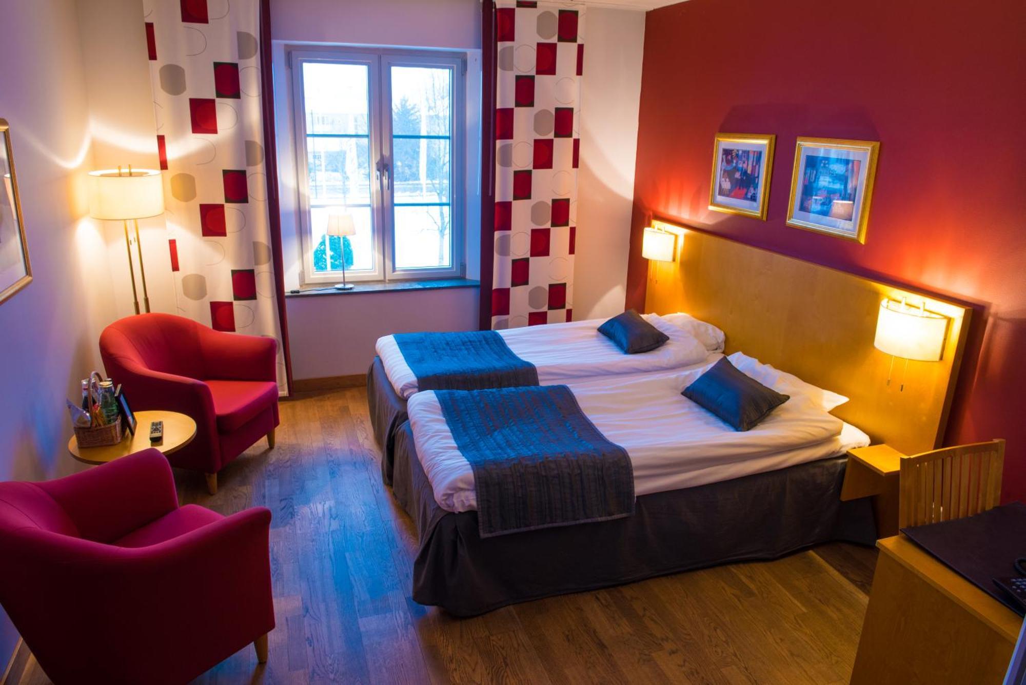 Lumber&Karle Hotel Kvanum Ruang foto