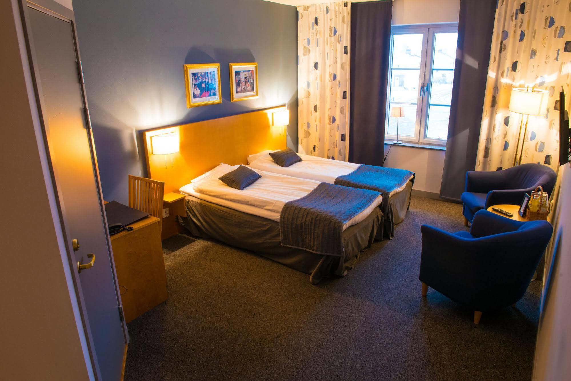 Lumber&Karle Hotel Kvanum Bagian luar foto